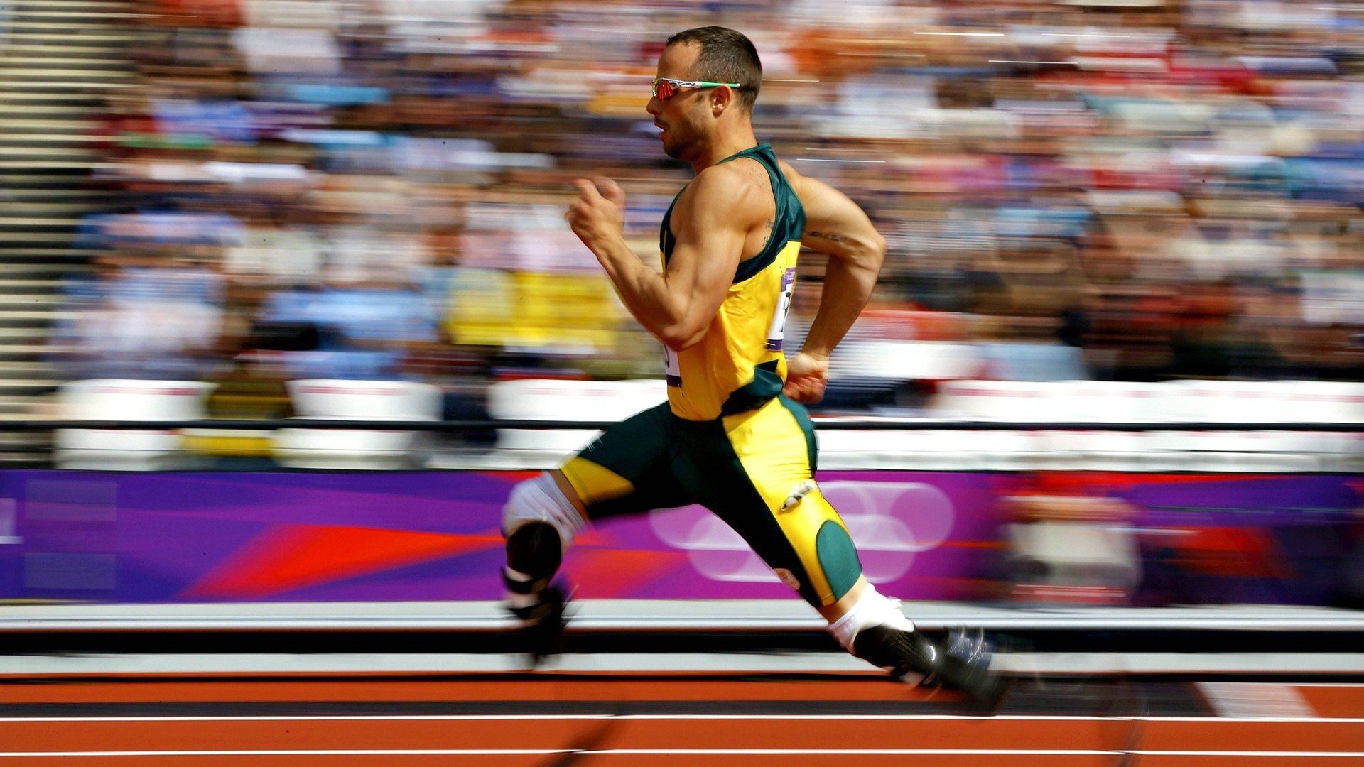 冰岛轻取AC米兰，当维京战吼掀翻圣西罗，阿劳霍成为关键先生